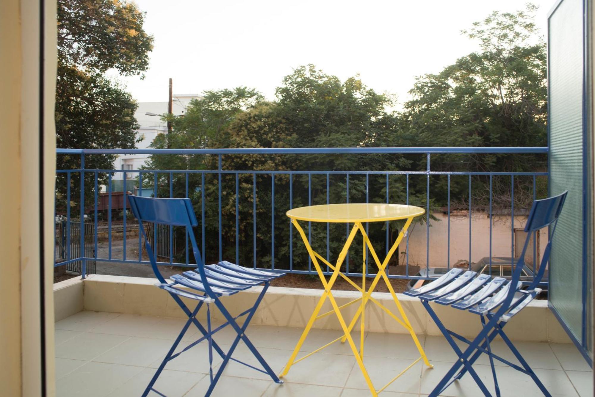 Space Ab Apartamento Kalamata